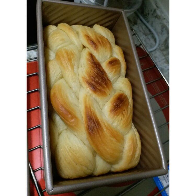金砖面包－－一个很成功的手撕起酥面包配方