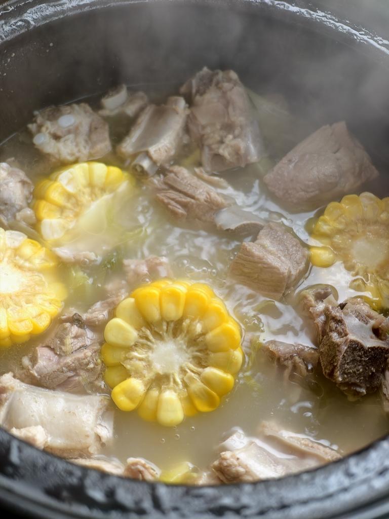 家常清炖排骨