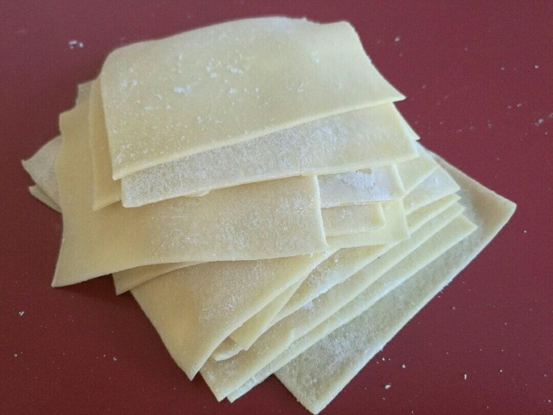 慢慢读做的小馄饨皮