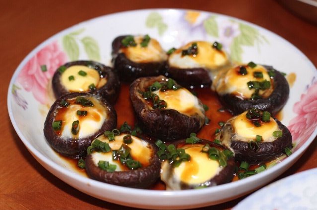 冬菇蒸鹌鹑蛋