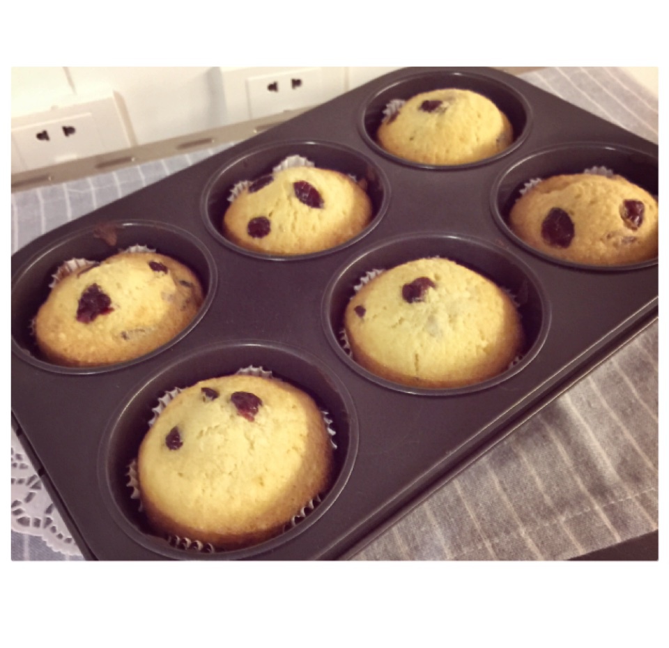 牛奶蔓越莓麦芬