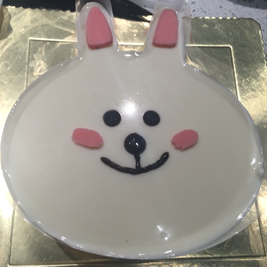 line可妮兔酸奶慕斯蛋糕