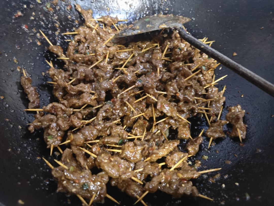 牙签牛肉 道地湖南味