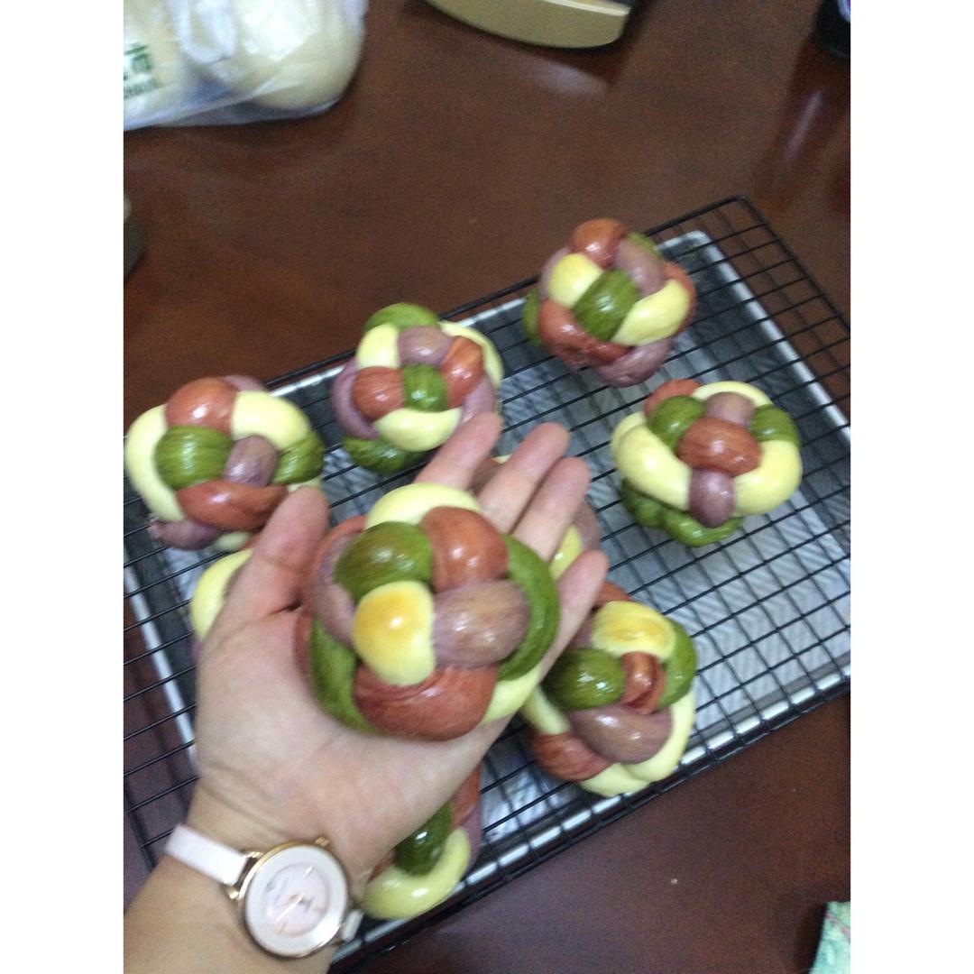 彩色绣球面包