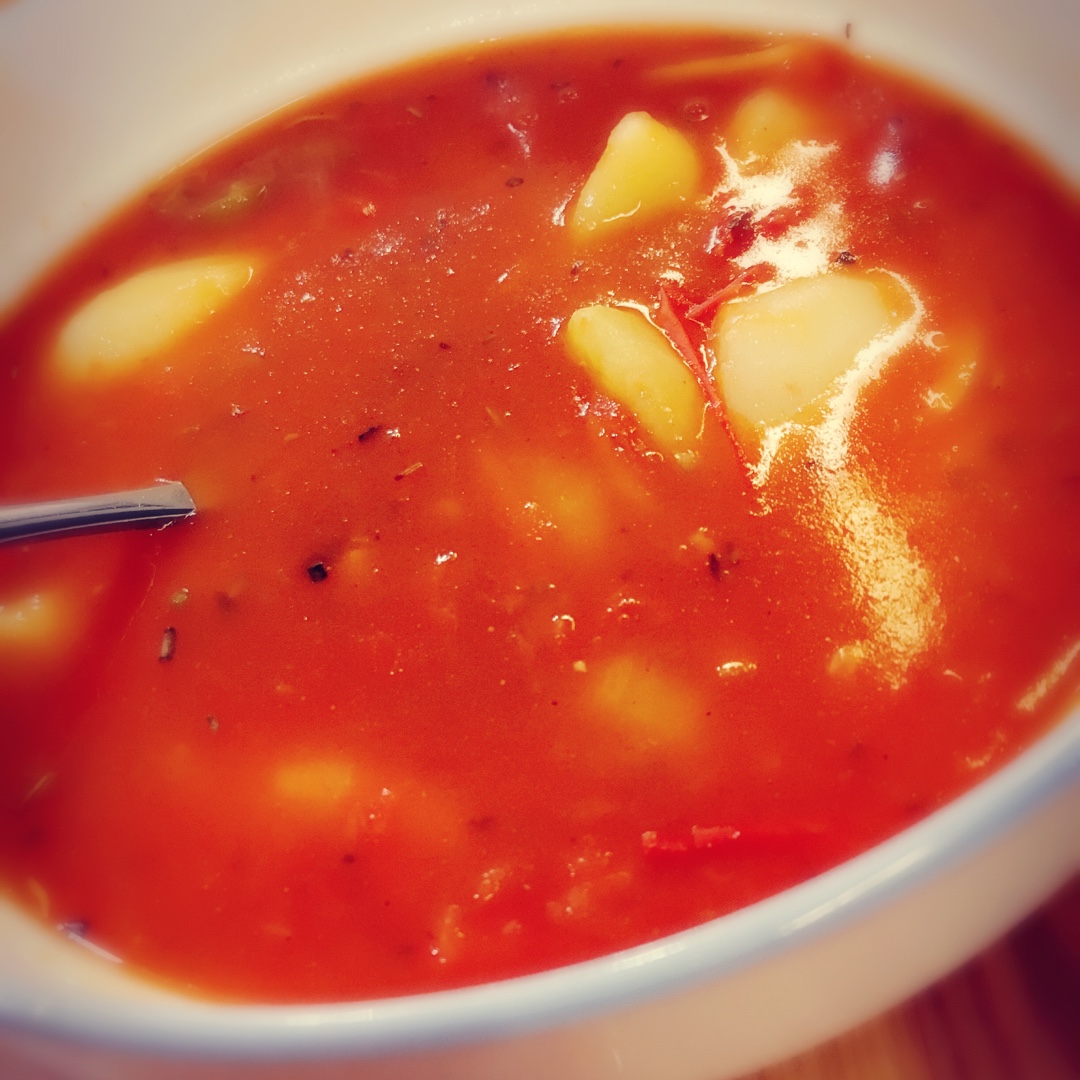 九顺小馋做的番茄土豆浓汤