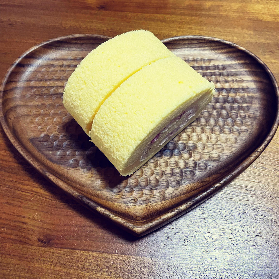 超详细的瑞士卷奶油蛋糕卷原味蛋糕卷的制作方法 饱满不掉皮不开裂（附模具换算方法）