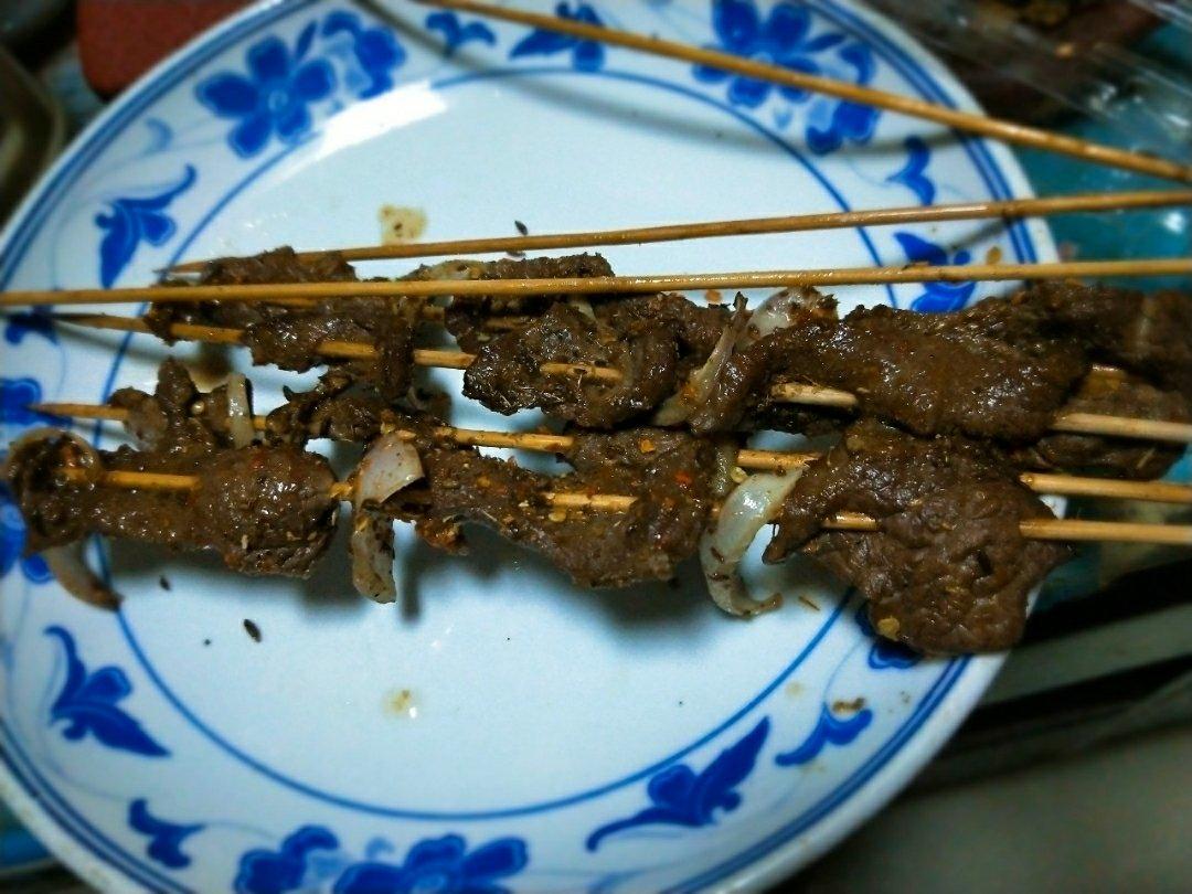 红柳枝羊肉串