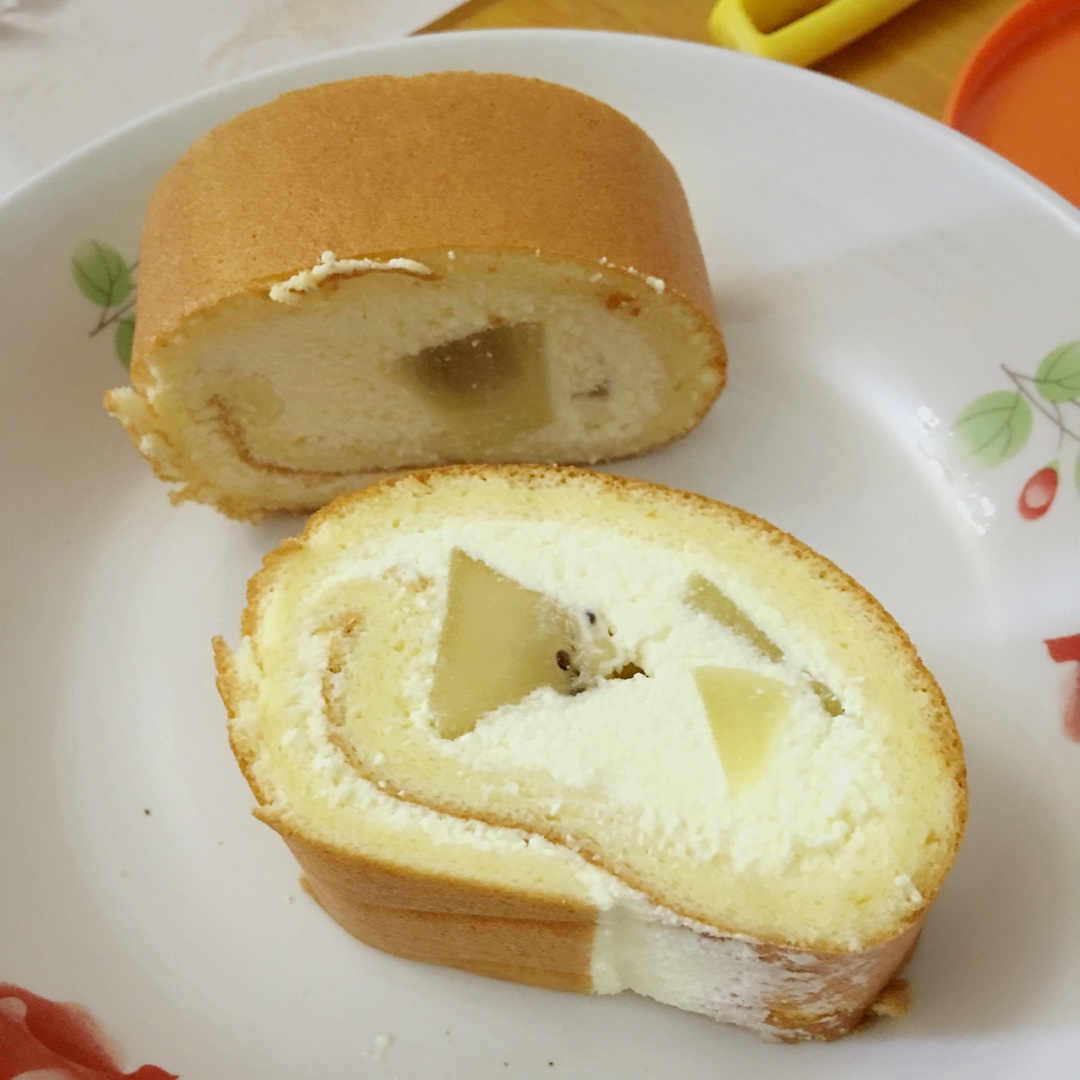 《Tinrry下午茶》教你做基础原味蛋糕卷