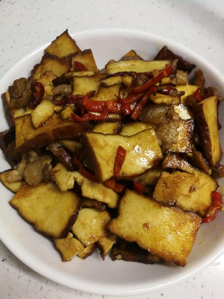 裴书语做的卤香干炒肉