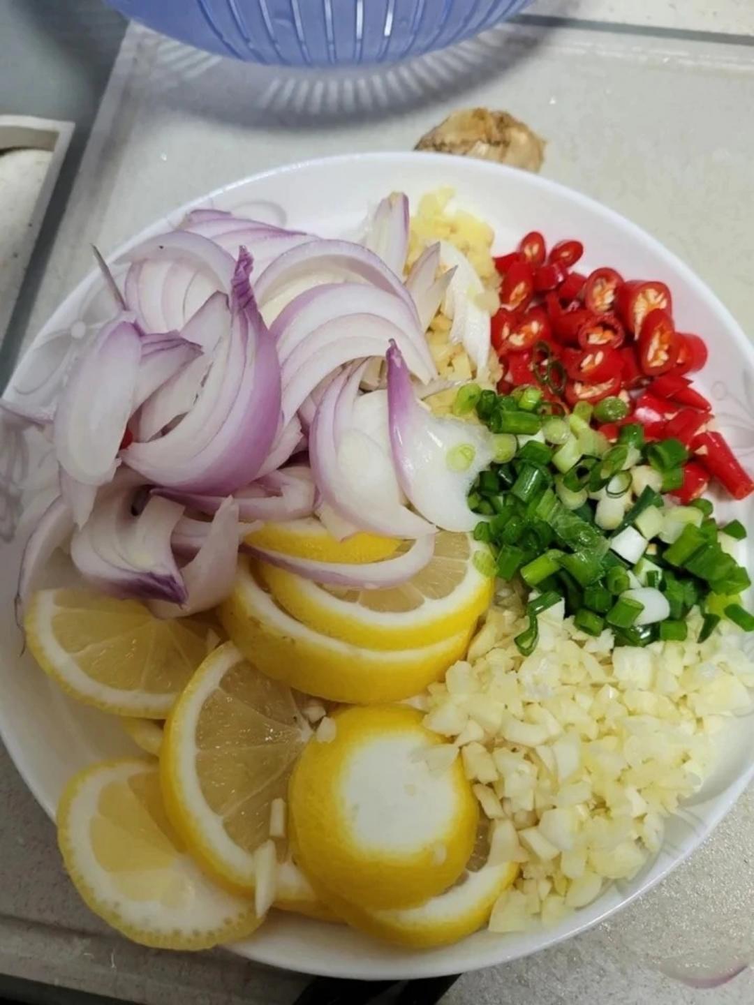 【柠檬酸辣鸡爪】自制超级无敌美味的网红鸡爪