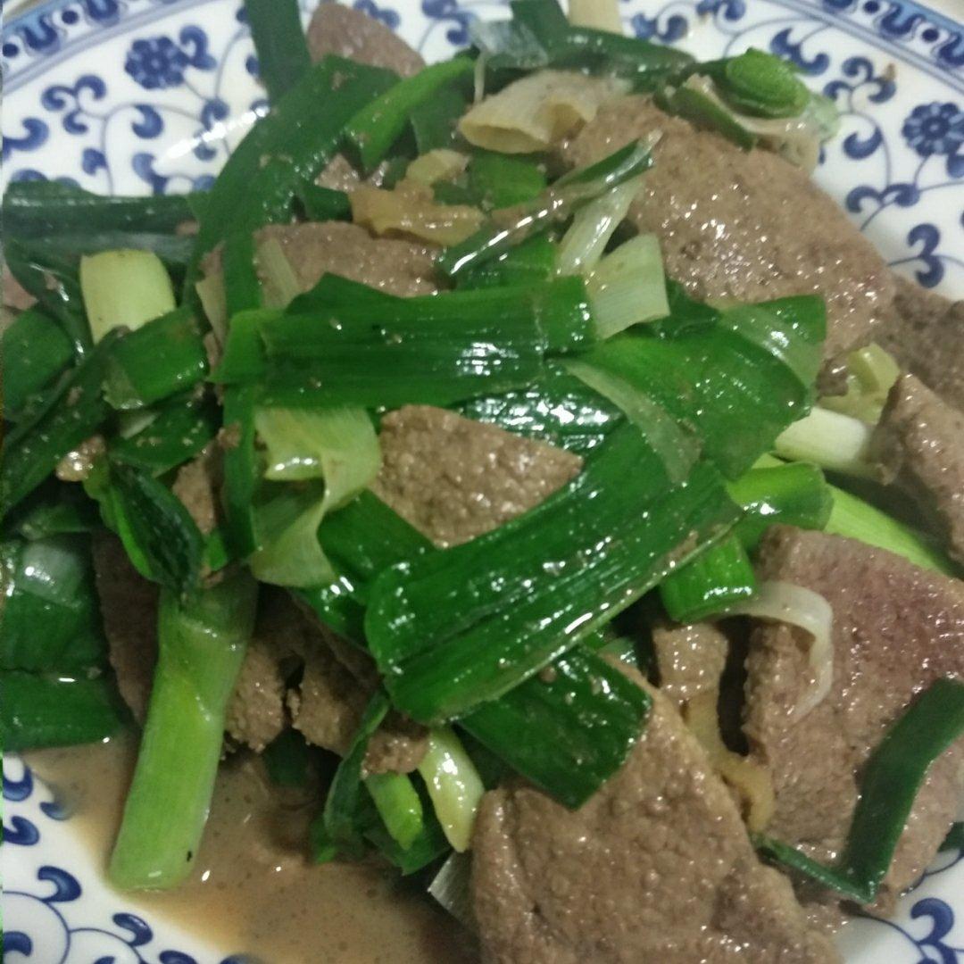 大蒜炒猪肝