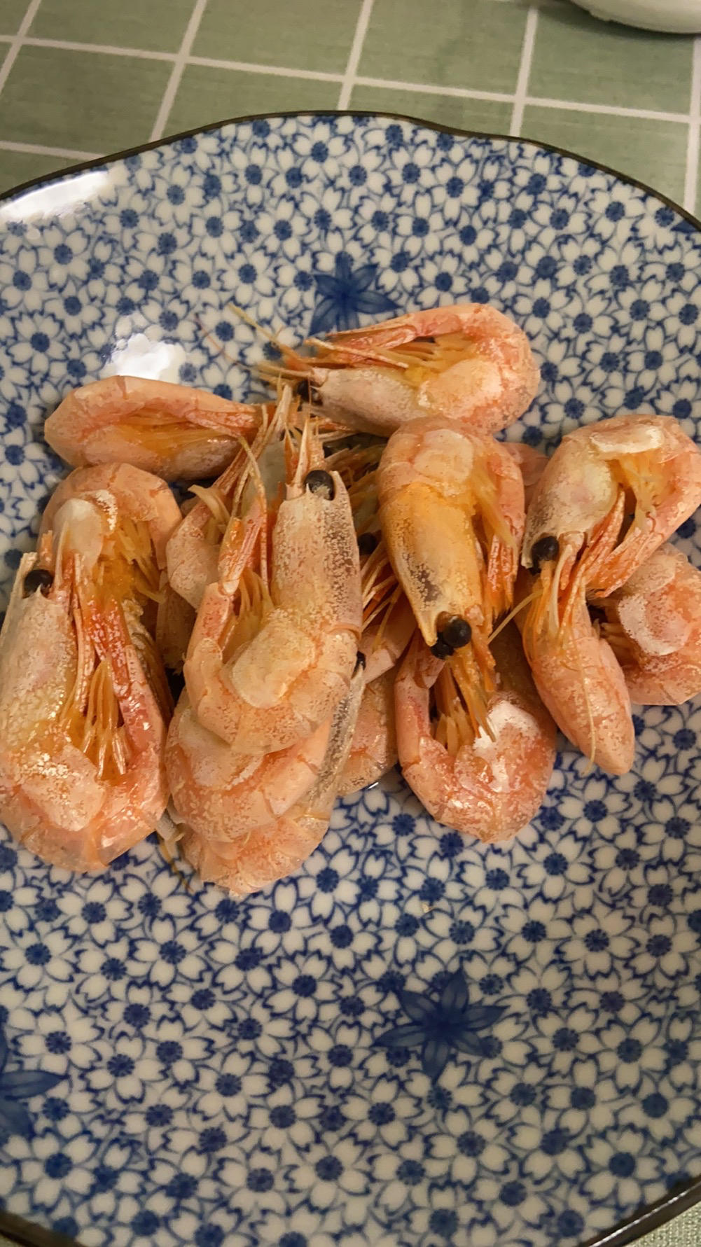 北极甜虾到底要不要煮一下再吃