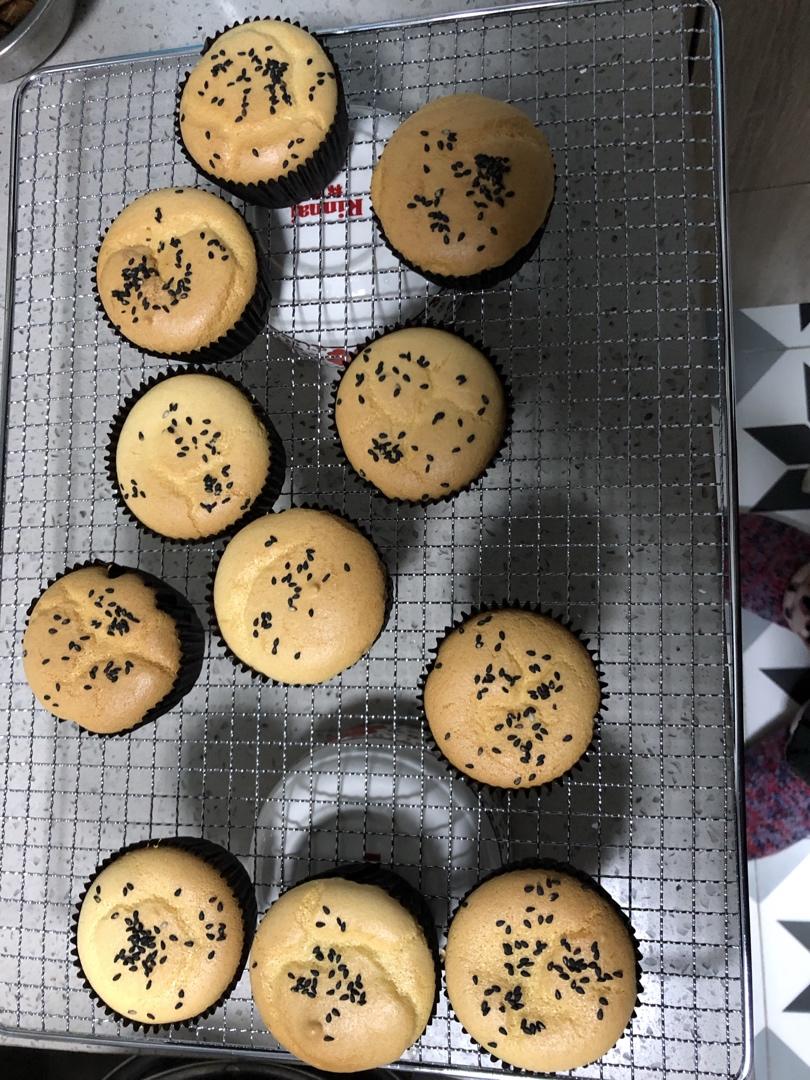 软绵绵杏仁纸杯蛋糕🧁（超详细）想失败都难