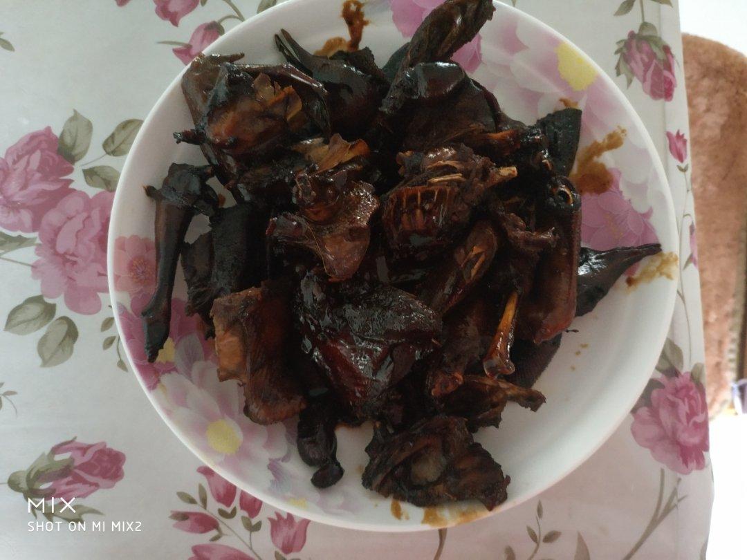 美味的红烧鸽子