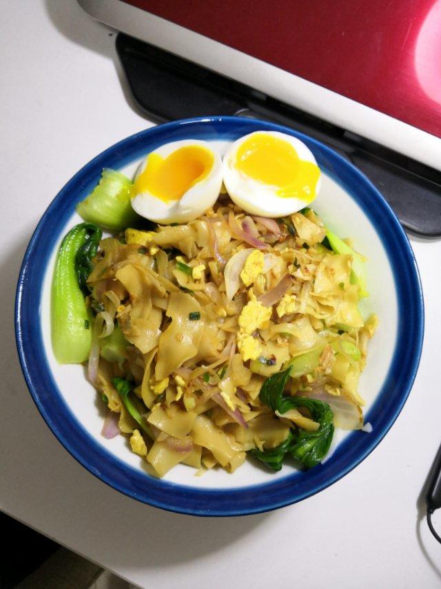 鸡蛋素炒面Fried Noodles Vegetarian