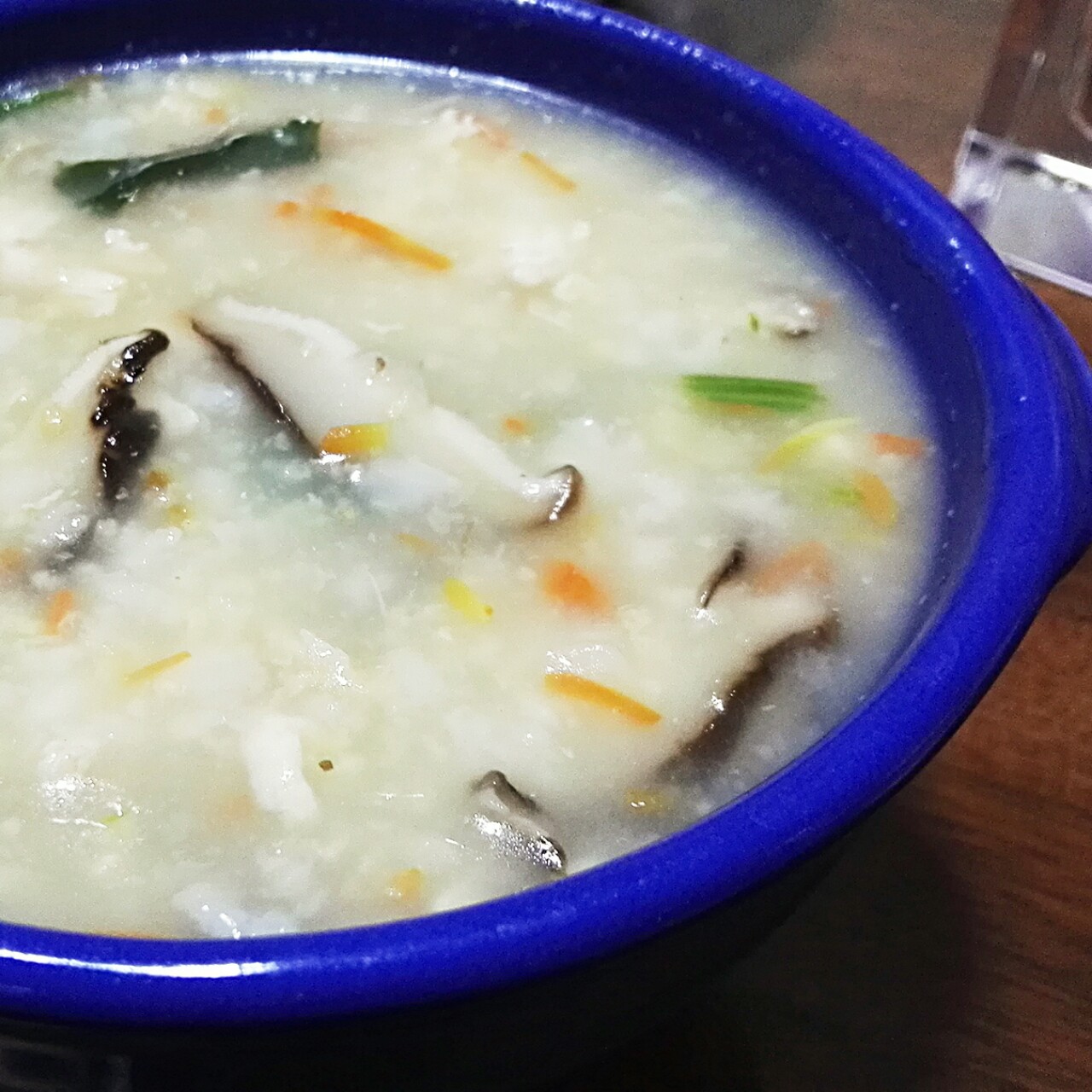 香菇鸡肉粥