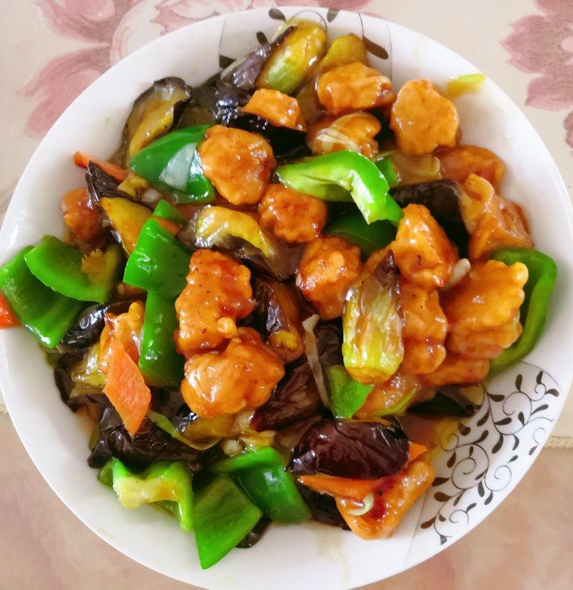 肉段烧茄子