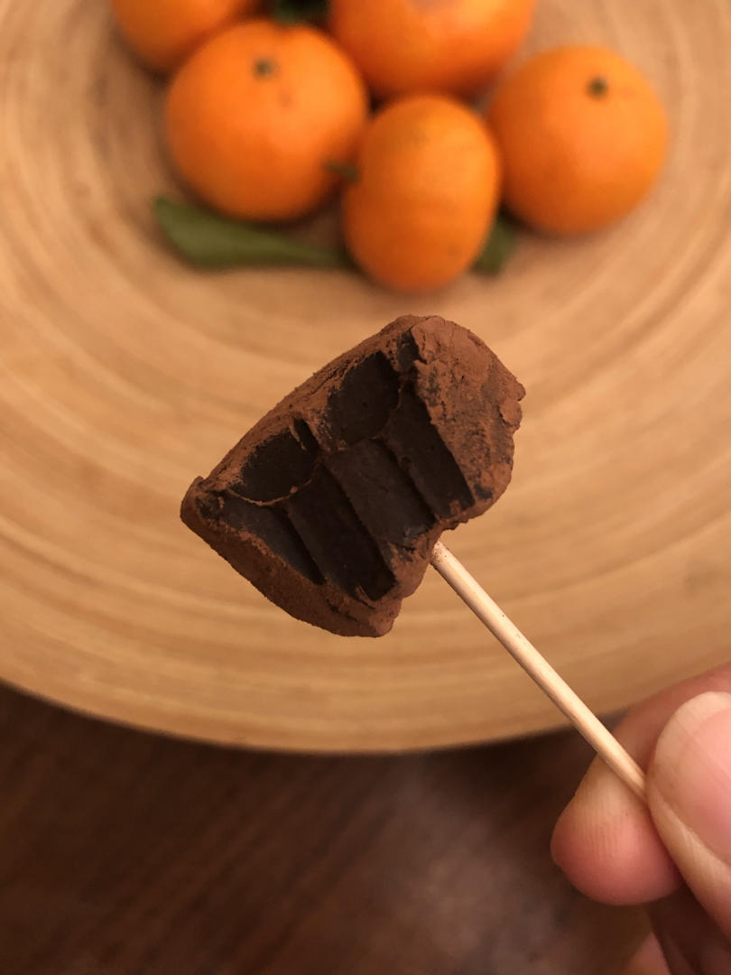 超快手巧克力松露-不含巧克力，只需2种材料