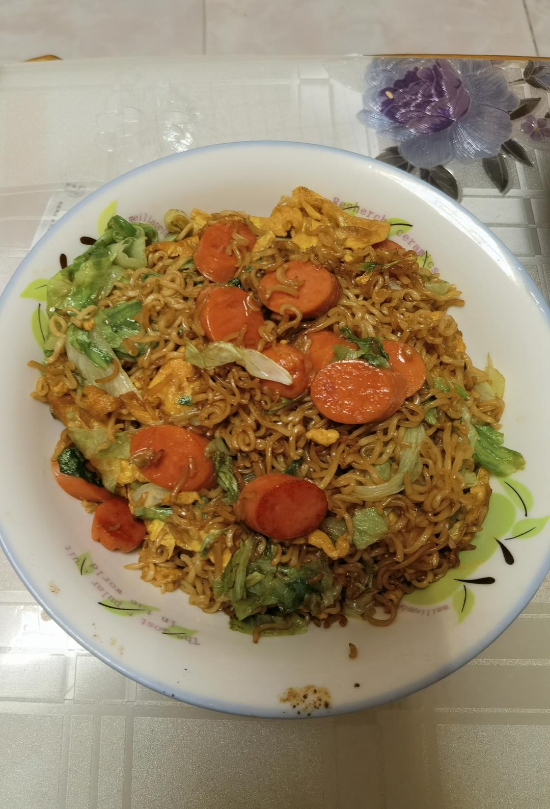 秒杀路边摊的炒方便面