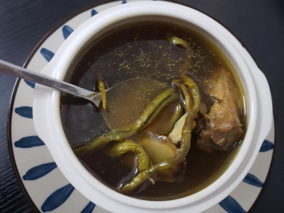 丹参田七石斛炖鸡汤 活血化瘀