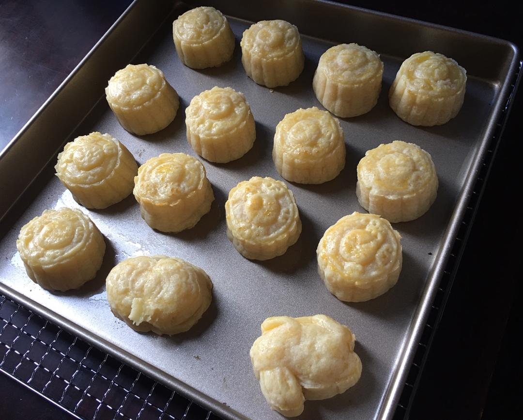 香港半岛奶黄月饼