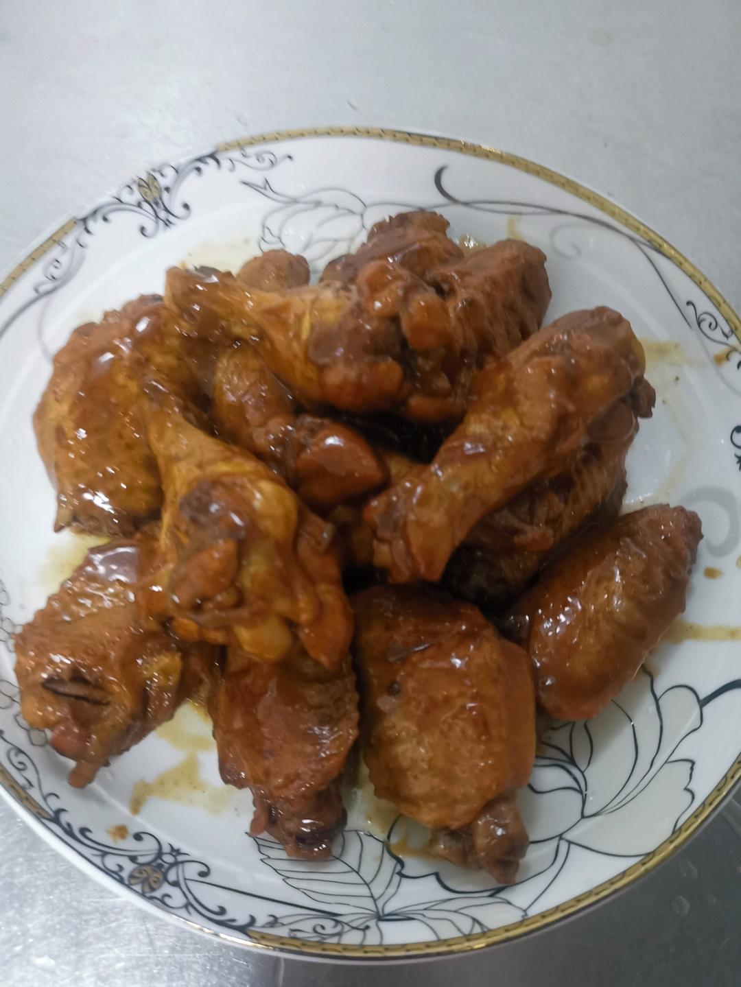 厨师长教你：“可乐鸡翅”的家常做法，味道鲜嫩可口，先收藏起来