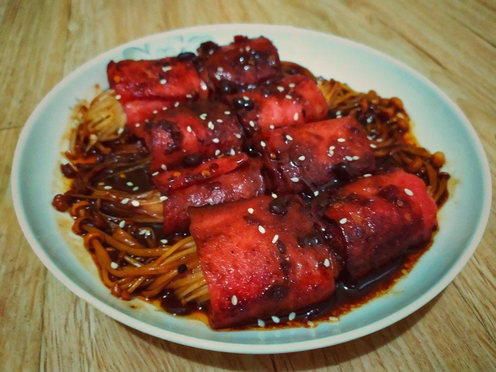 酱香金针菇培根卷