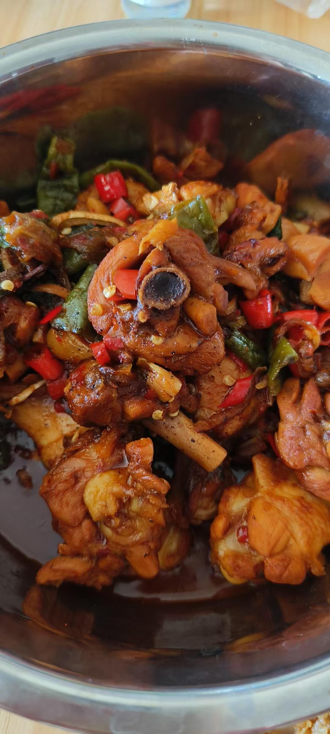 啤酒炖鸡，啤酒烧鸡，啤酒辣子鸡