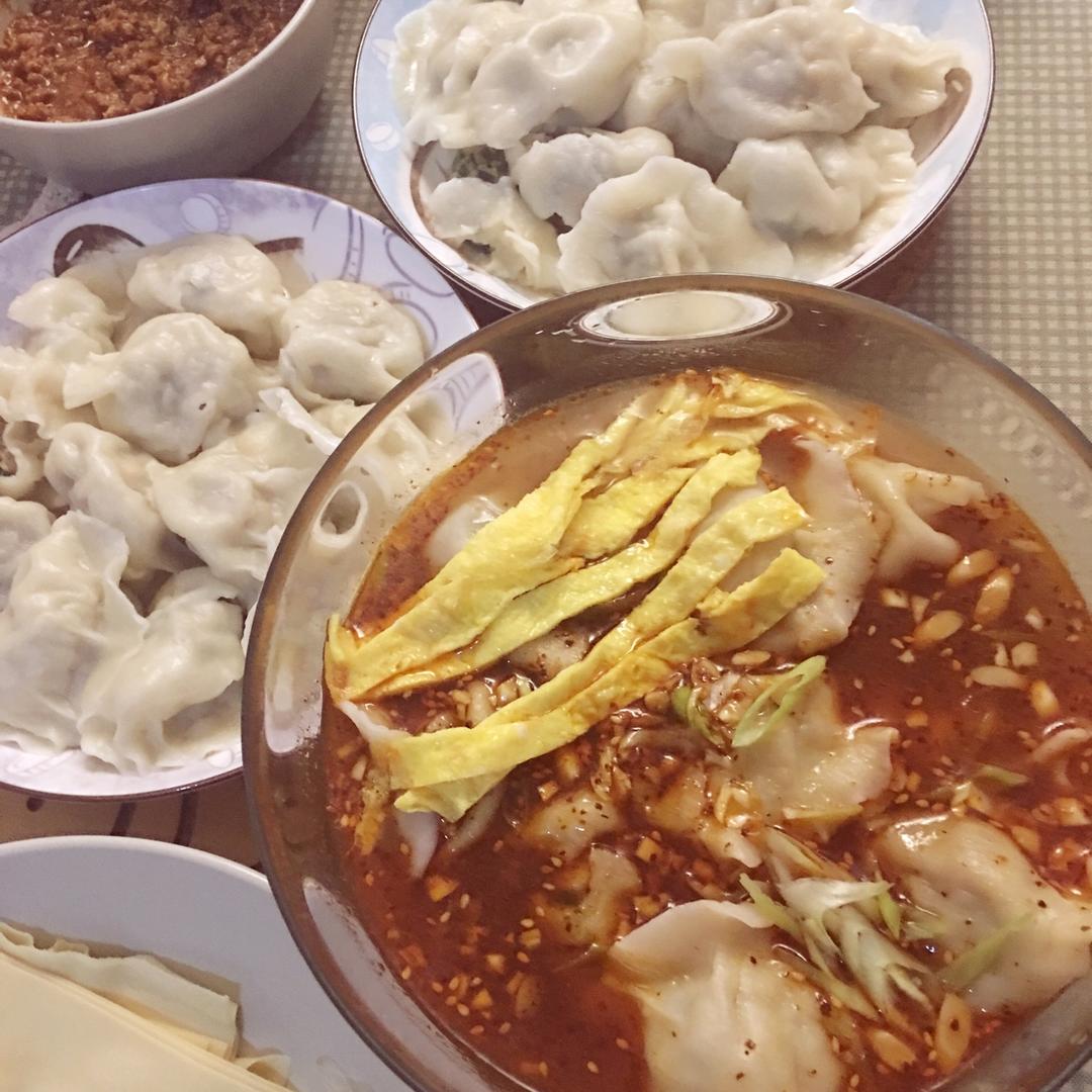 酸汤水饺