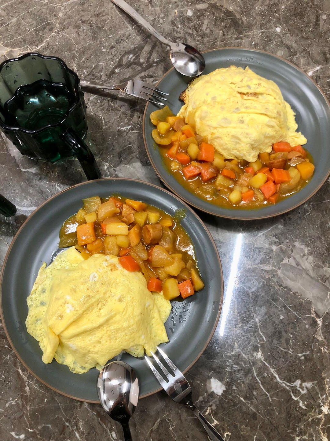 日式咖喱鸡蛋包饭