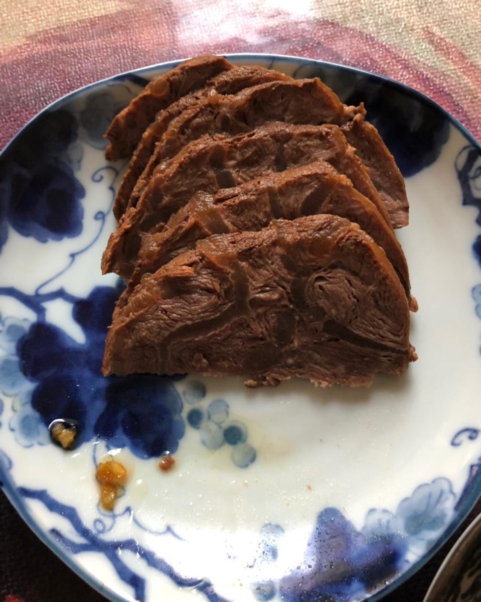 一锅老卤--香气四溢的老卤牛肉、鸭翅、猪手、鸭腿、鸡腿、鸭肫、老卤蛋