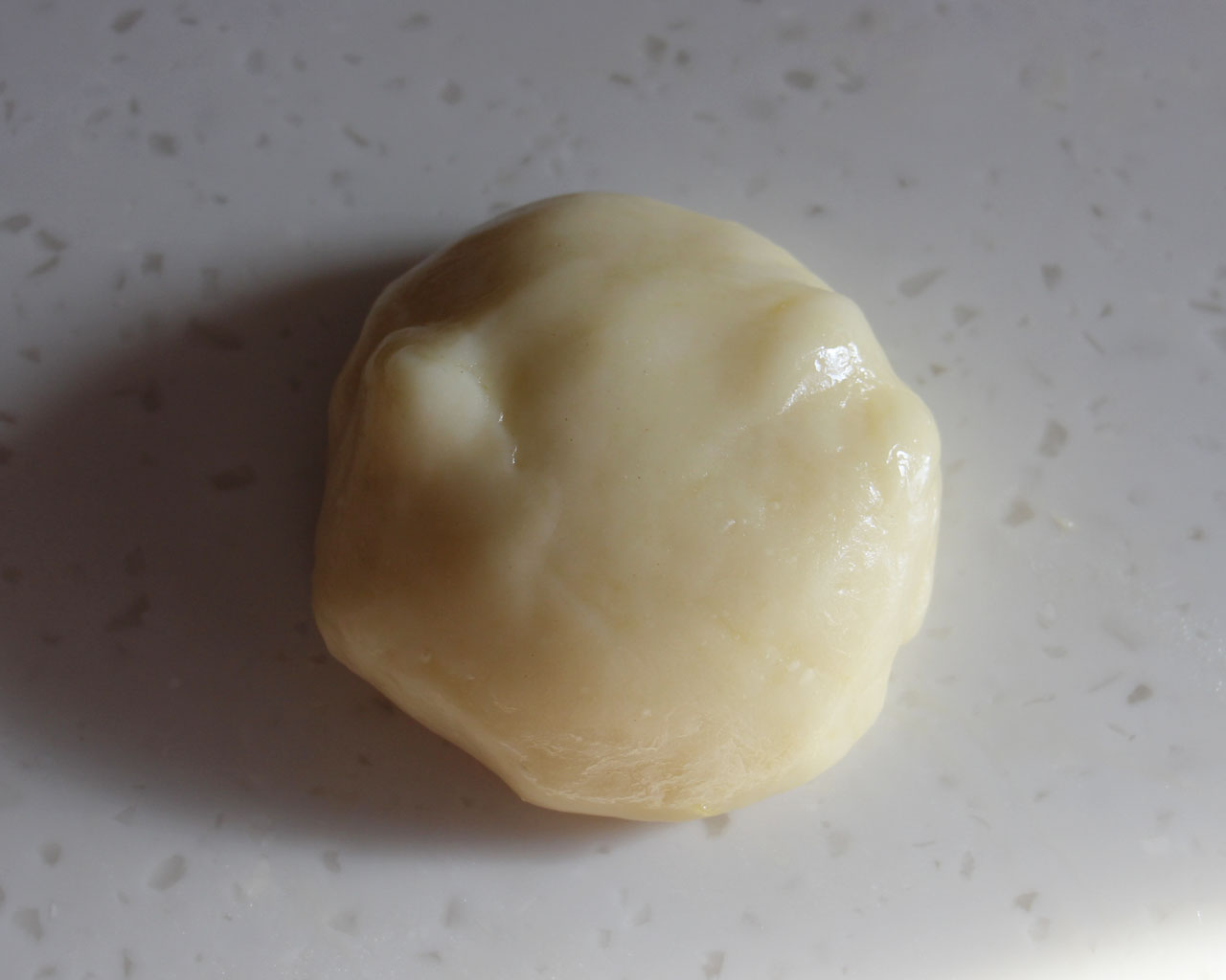 咸蛋黄肉松麻薯欧包—馅料多样吃起来才过瘾的做法 步骤7