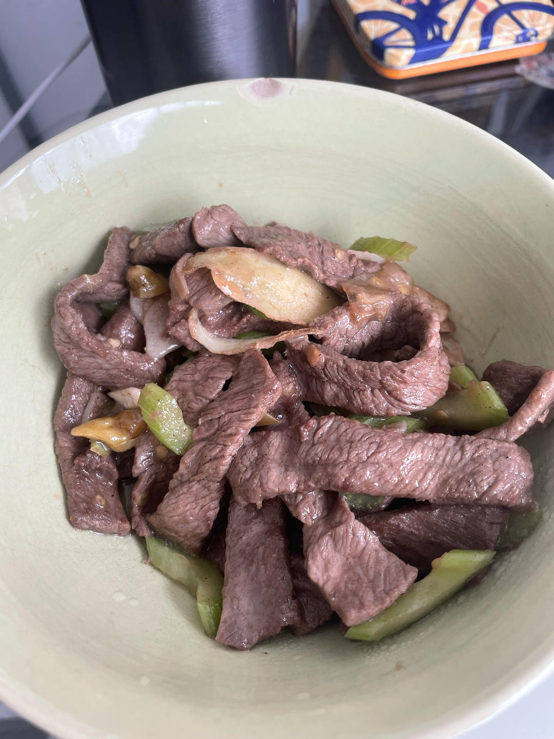 泡椒芹菜炒牛肉