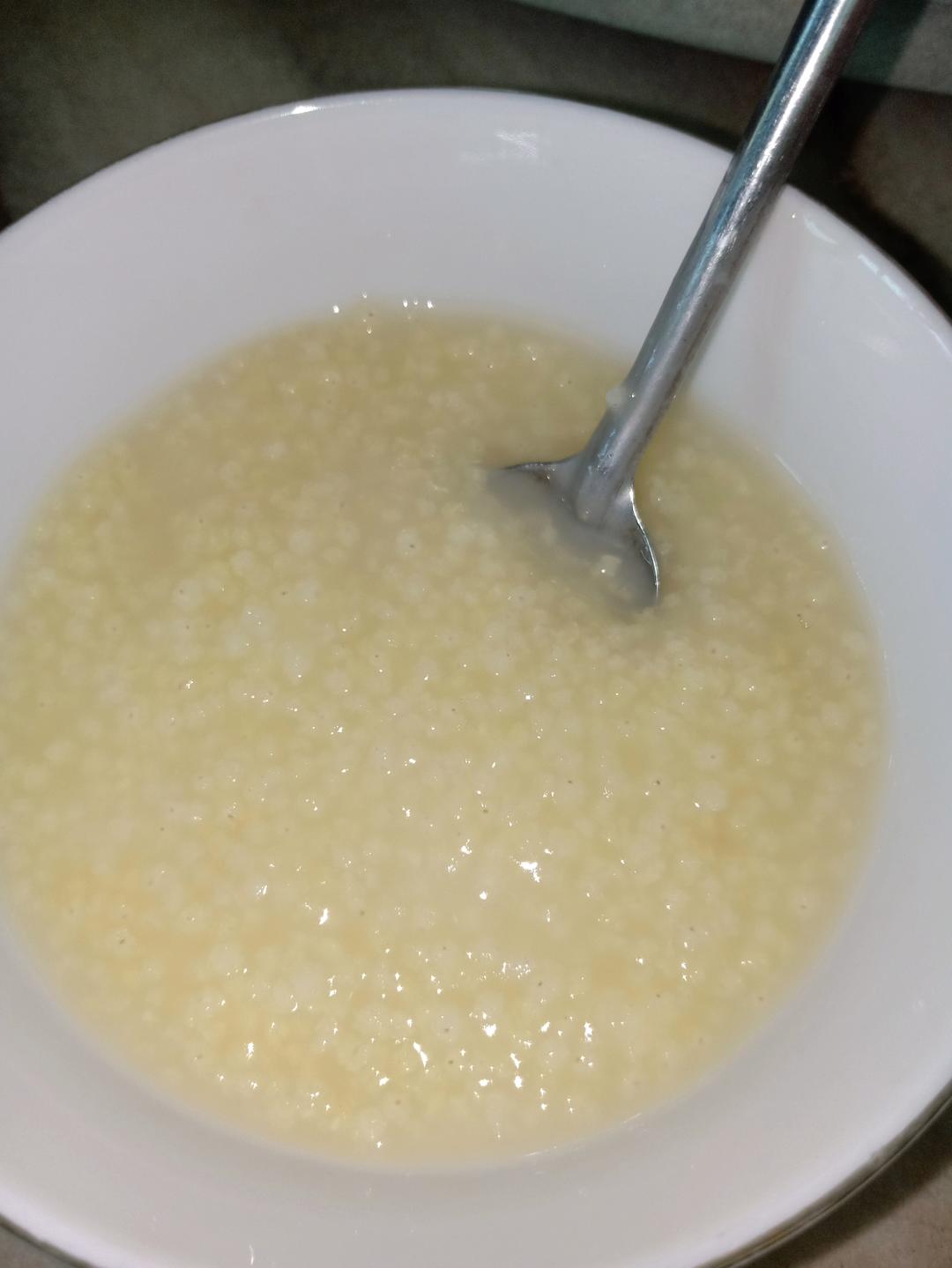 tingting0jko做的小米粥小米油飘香