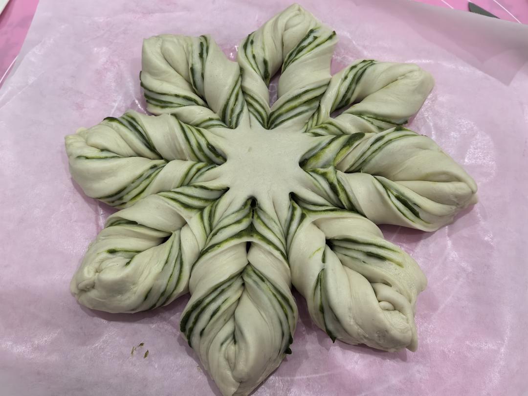 抹茶奶酥雪花面包