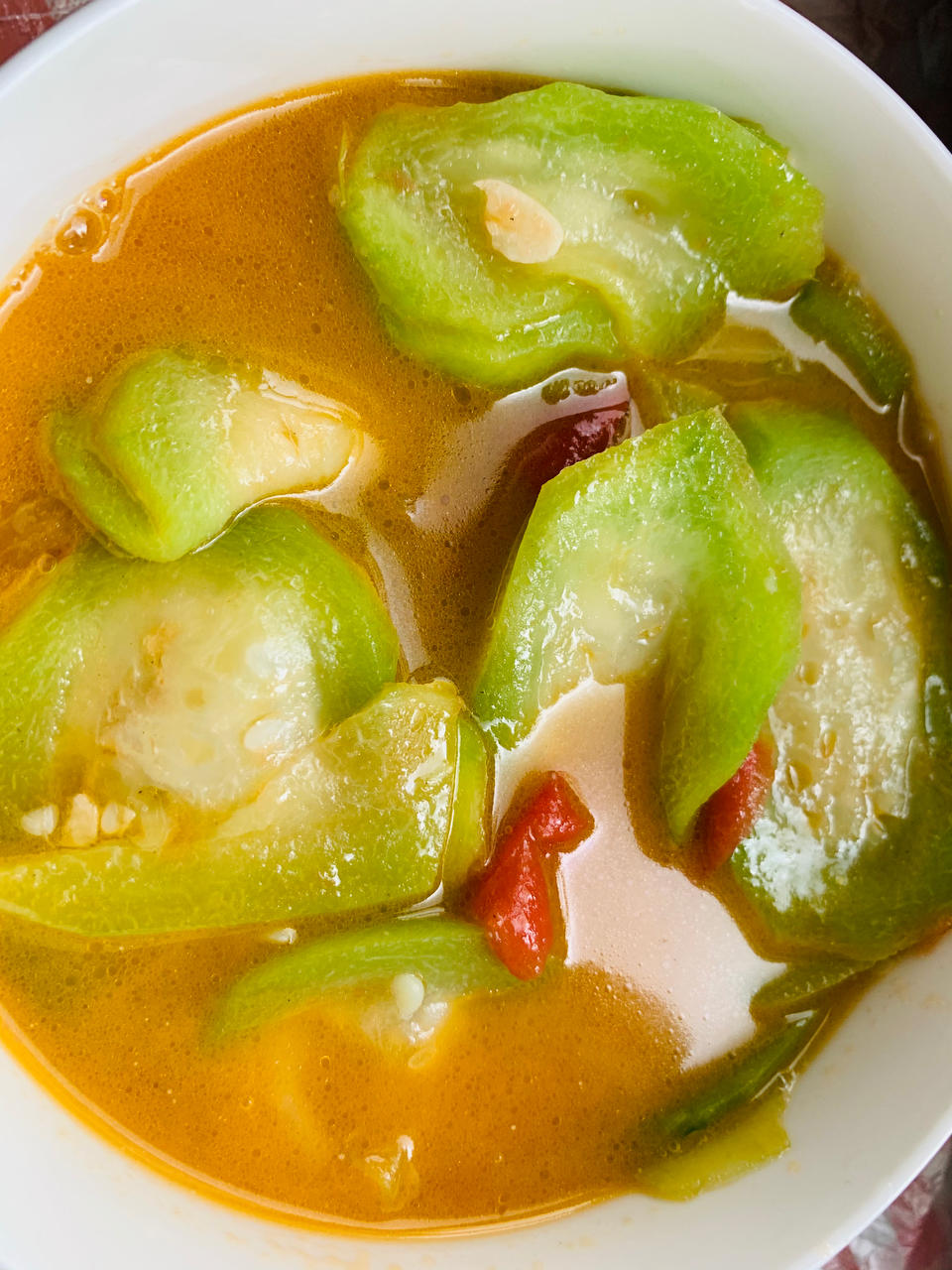 爱学习的肥嘟嘟做的番茄丝瓜汤