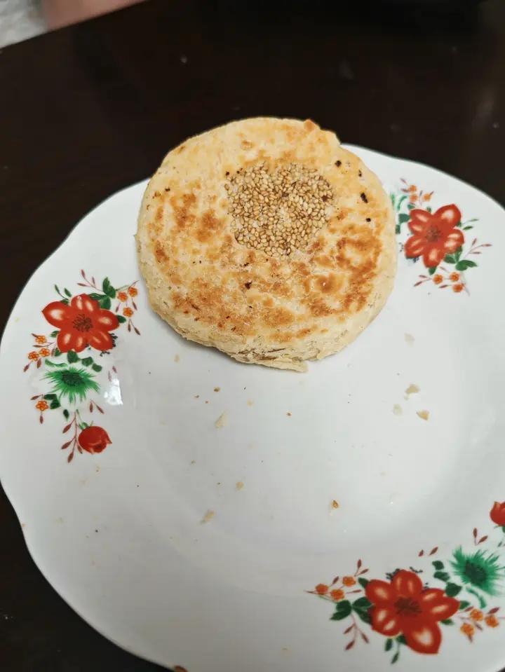 酥掉渣肉烧饼