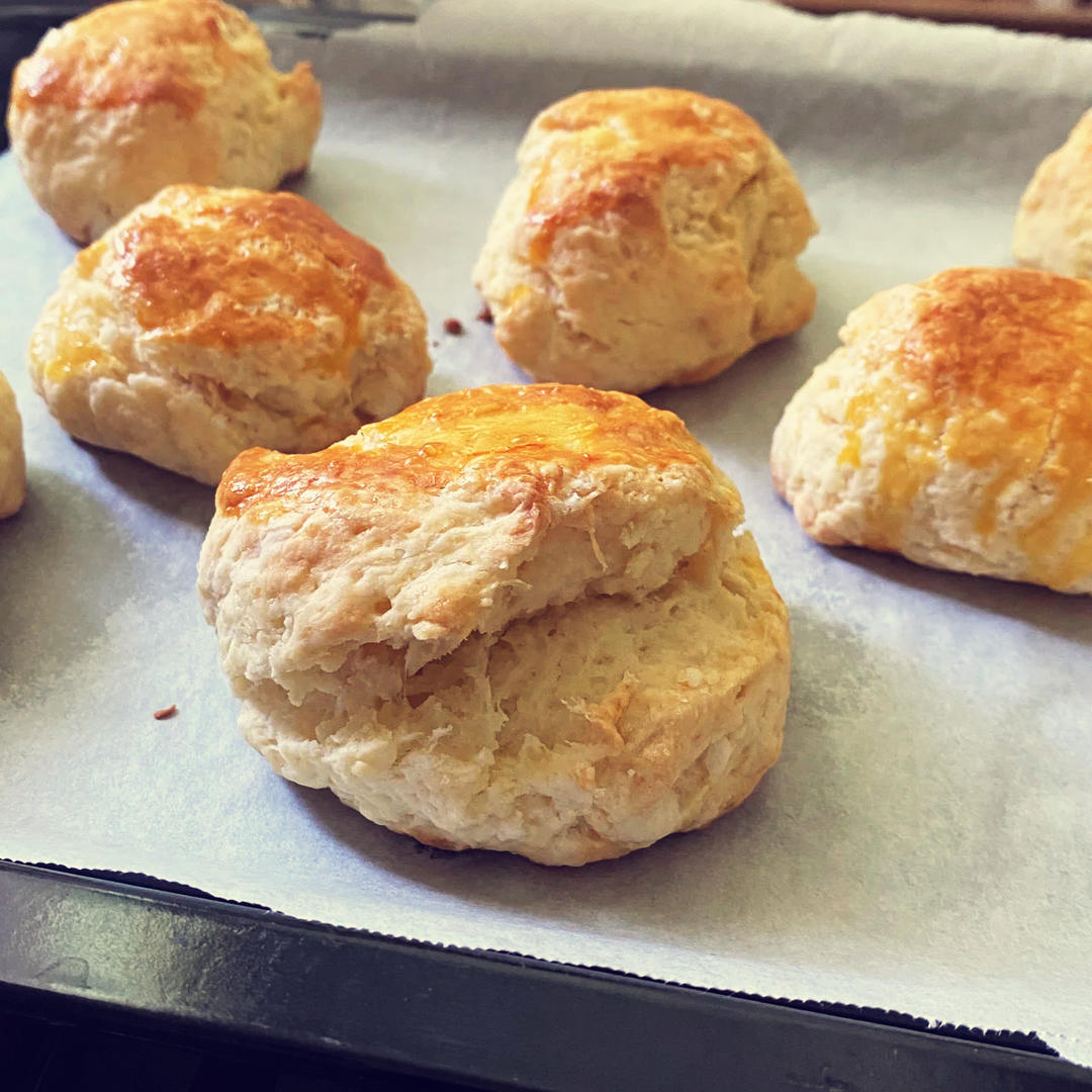 完美裂纹～百分百成功的超好吃奶香司康（禁止搬运）