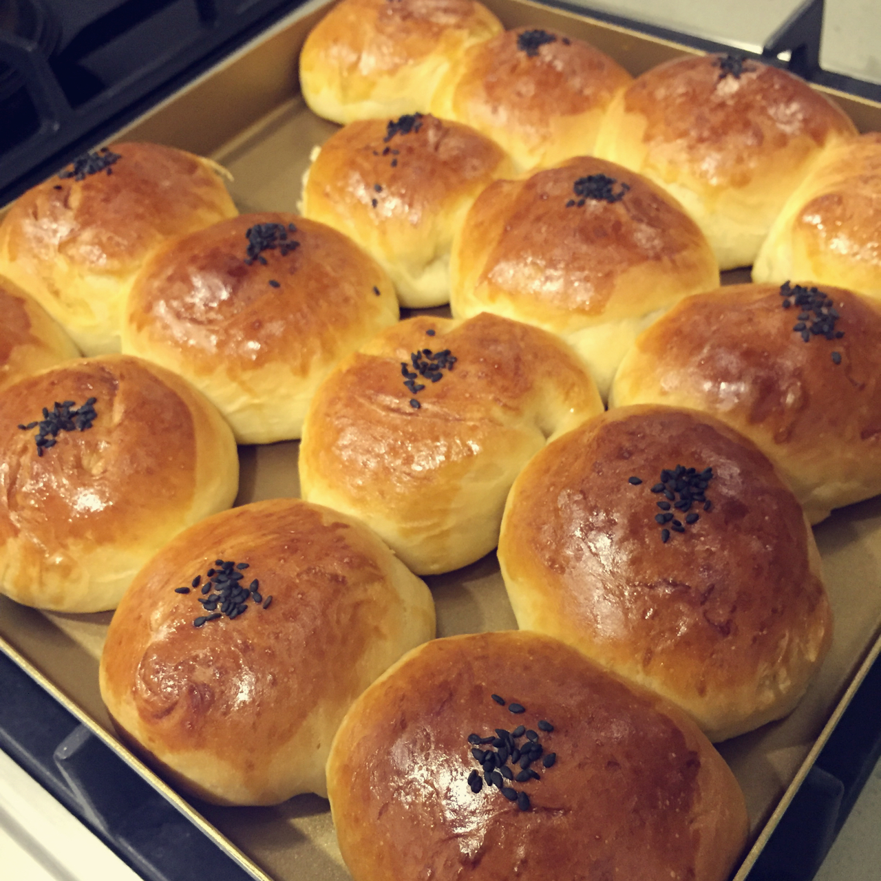 鲜奶油小餐包（一次发酵）