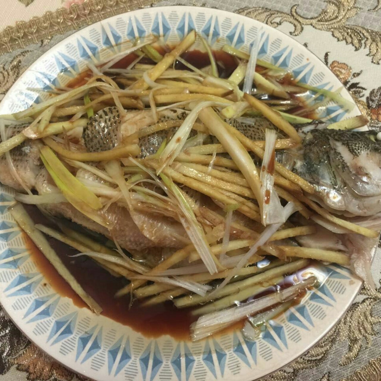 清蒸鲈鱼