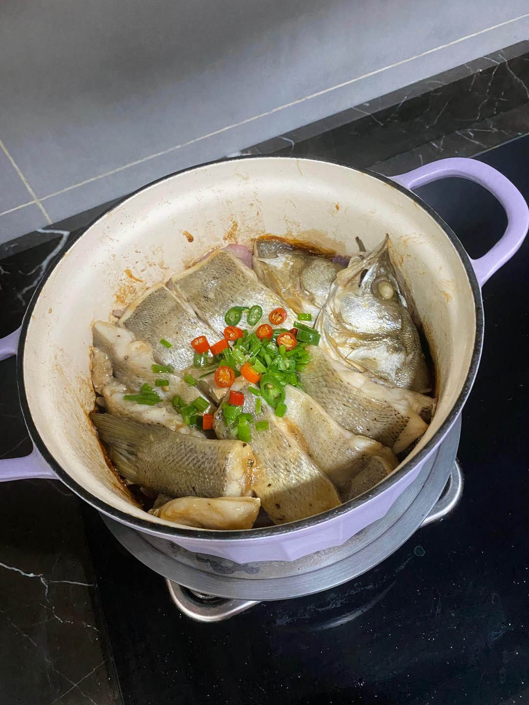 葱香焗鲈鱼