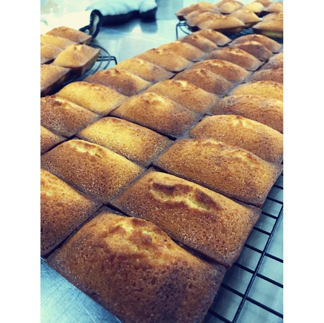 费南雪（Financier Cakes）