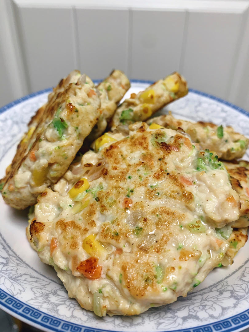 减肥餐低脂鸡胸肉饼