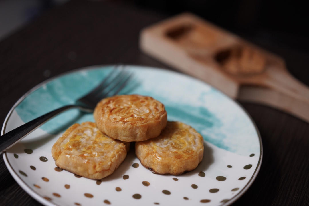 金沙奶黄月饼