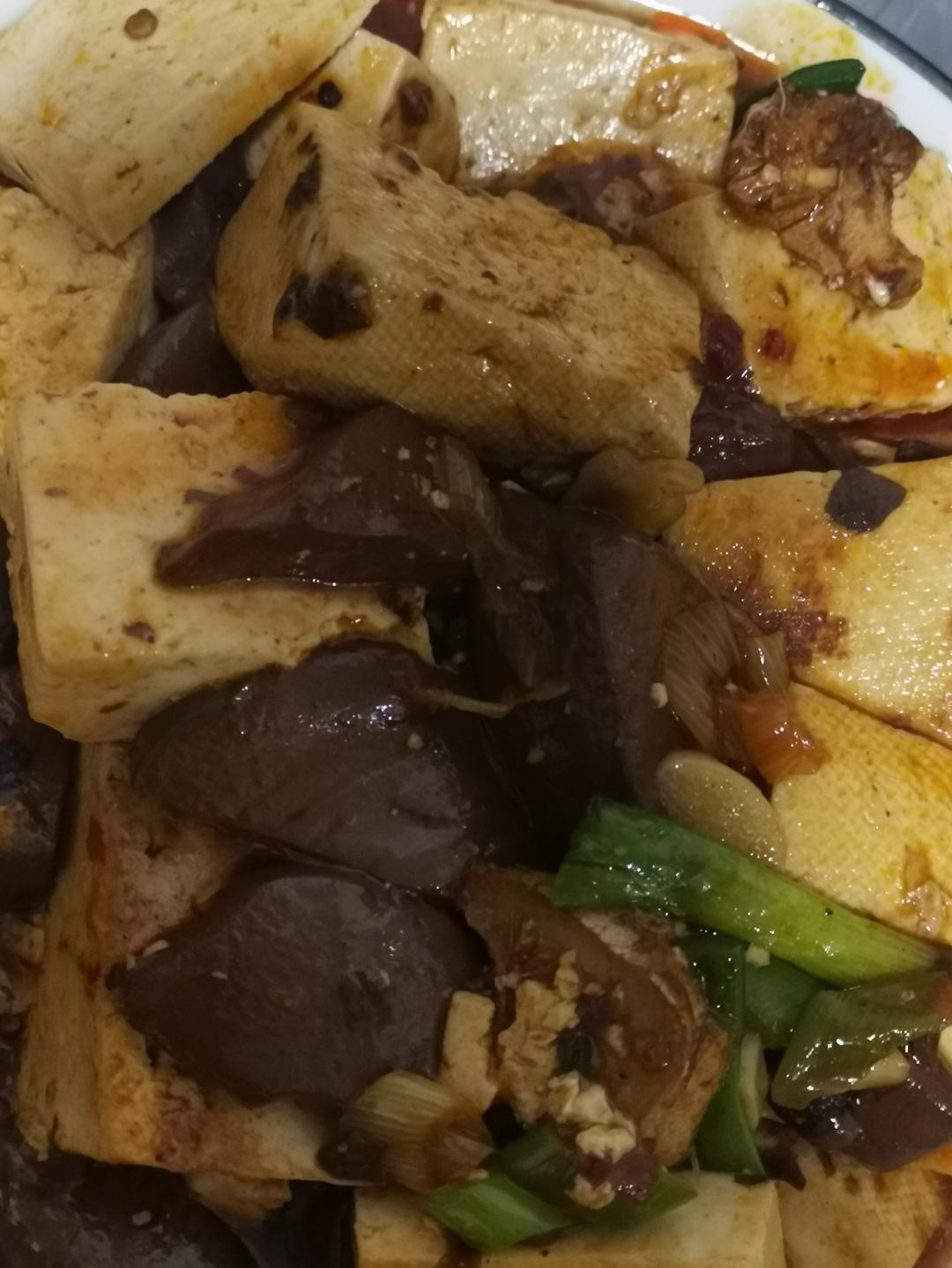 鸭血豆腐