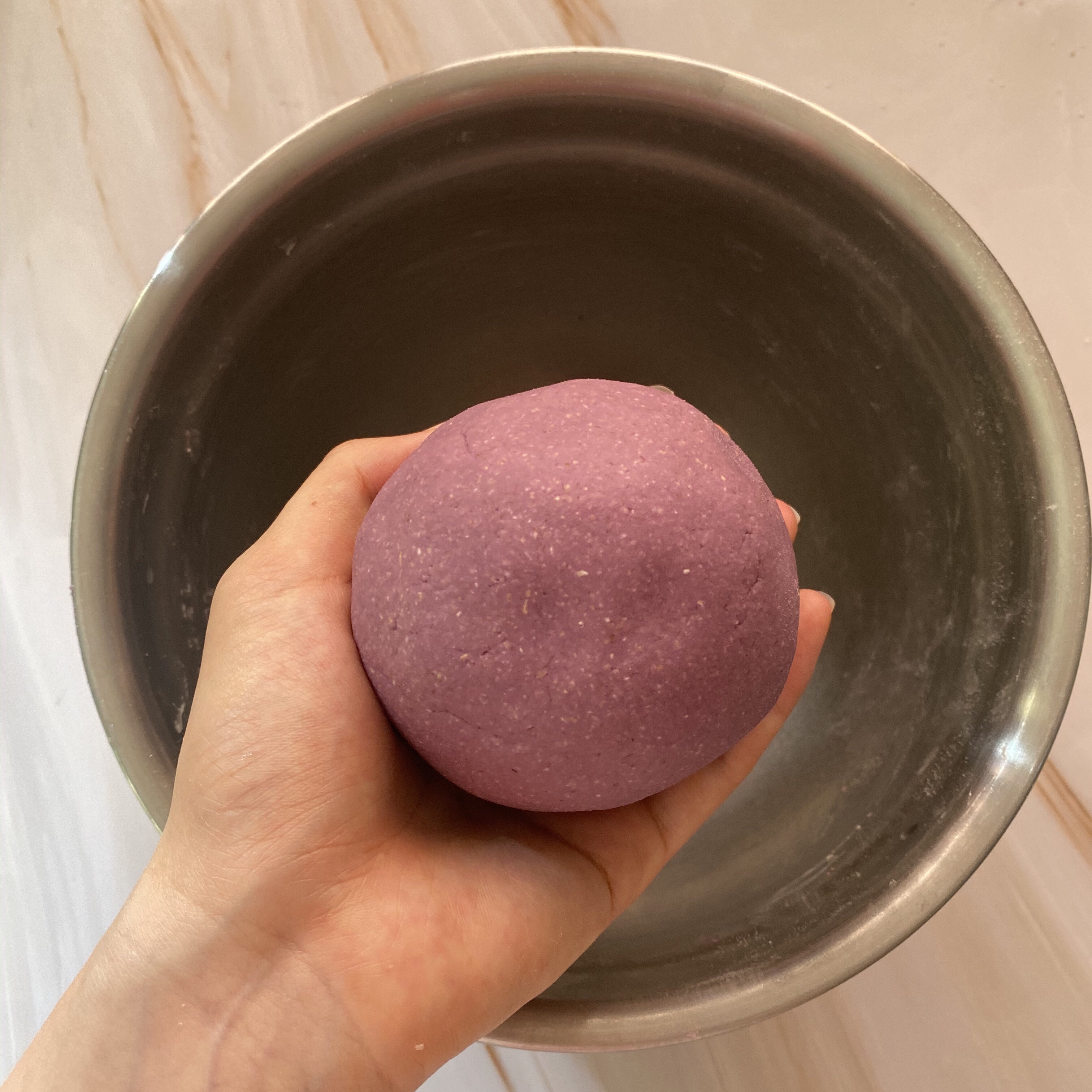 吃不胖的紫薯芋泥肉松月饼（无需烤箱）的做法 步骤7