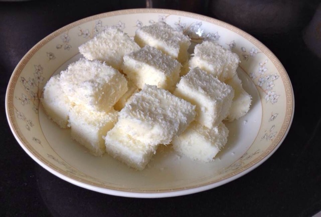 完胜85度C牛奶椰丝小方