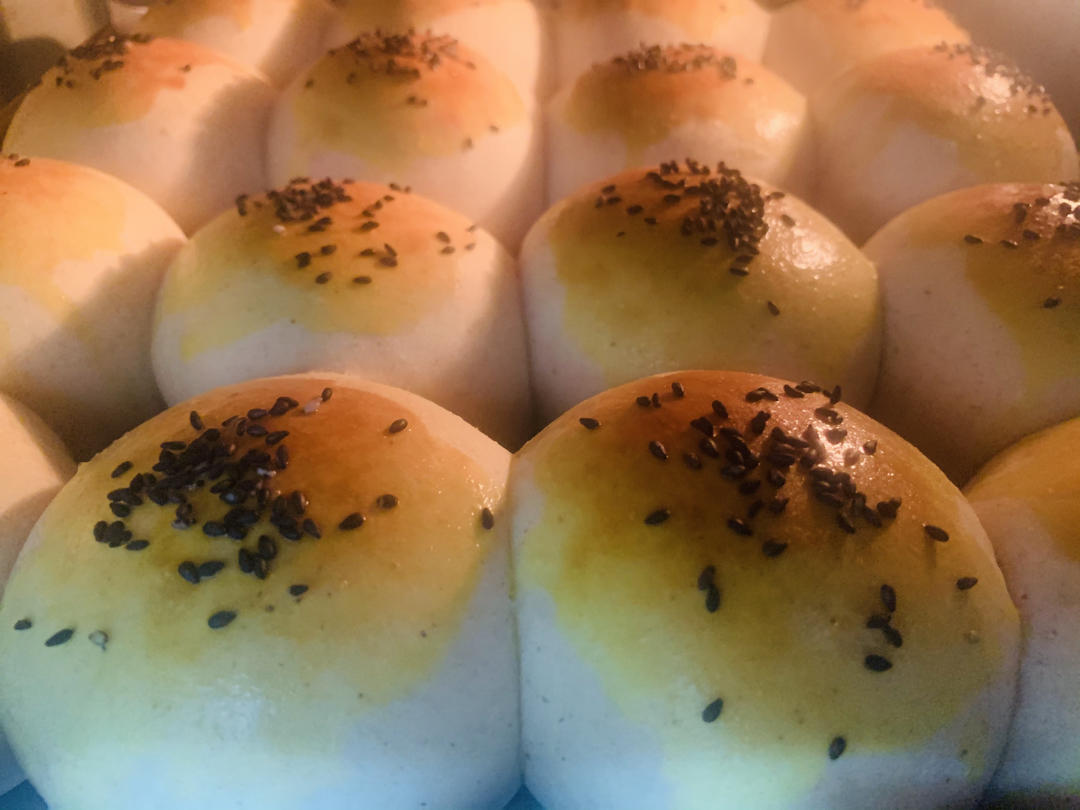 一次发酵超软淡奶油小餐包