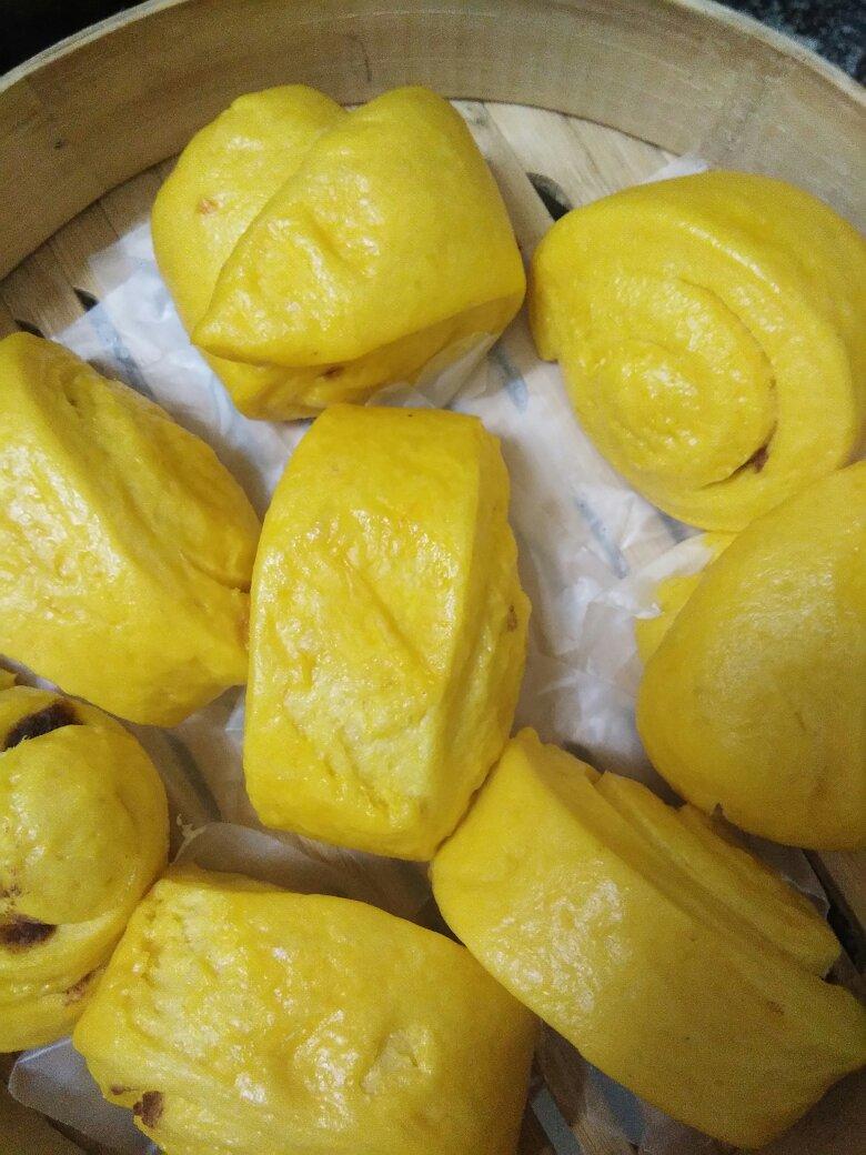 新手也可以--详解如何做出人见人爱、金黄的南瓜馒头