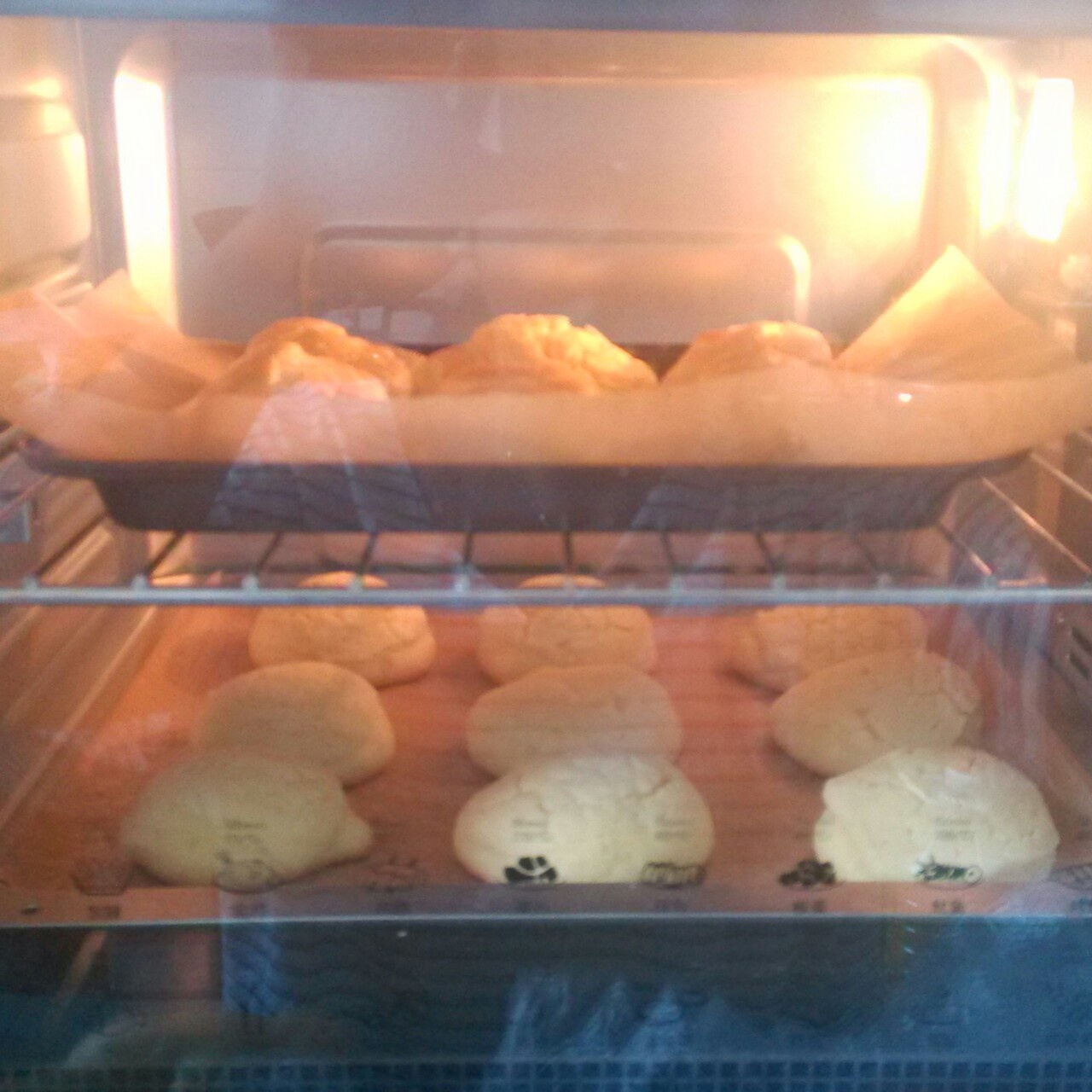 酥皮奶油泡芙--#皮黑森林#